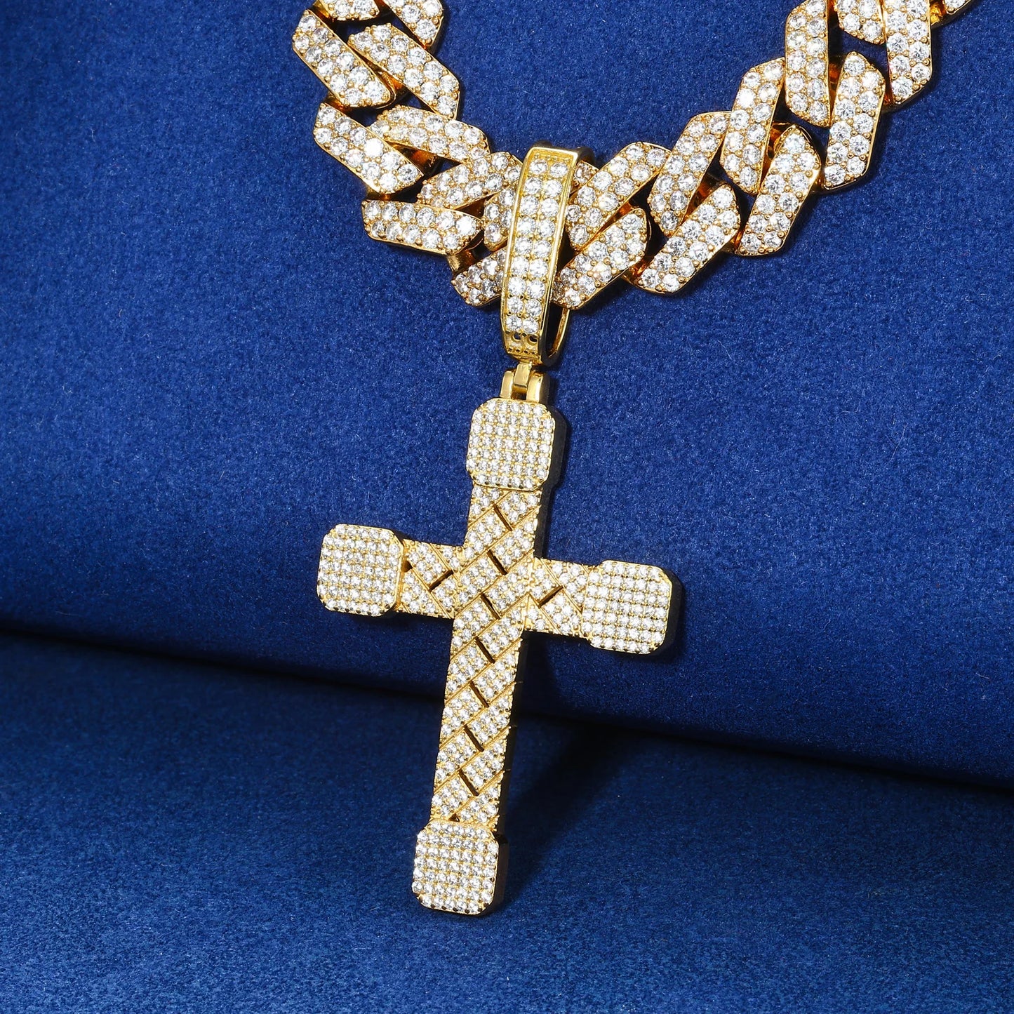 2025 New Iced Out Cuban Cross Pendant Necklace for Women Men 925 Silver Prong Set D VVS Moissanite Bling Hip Hop Jewelry Gift