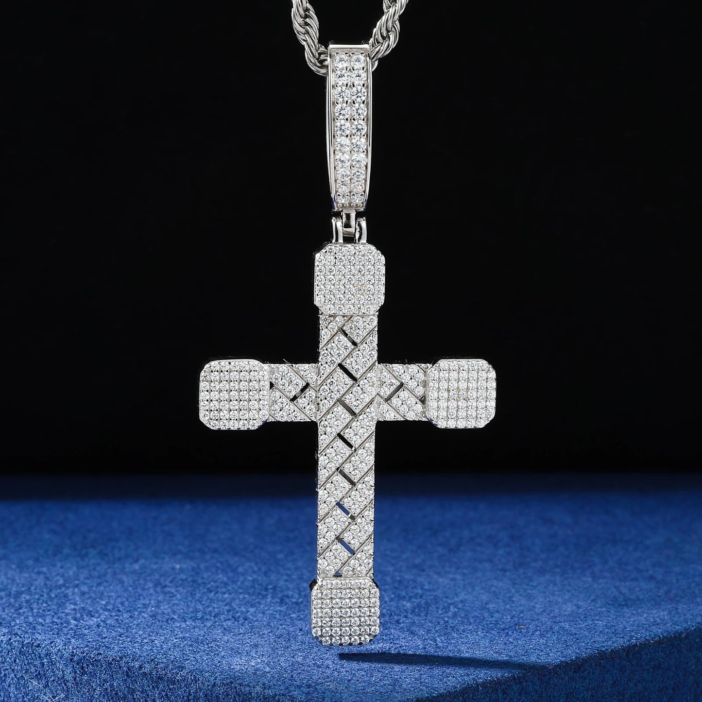 2025 New Iced Out Cuban Cross Pendant Necklace for Women Men 925 Silver Prong Set D VVS Moissanite Bling Hip Hop Jewelry Gift